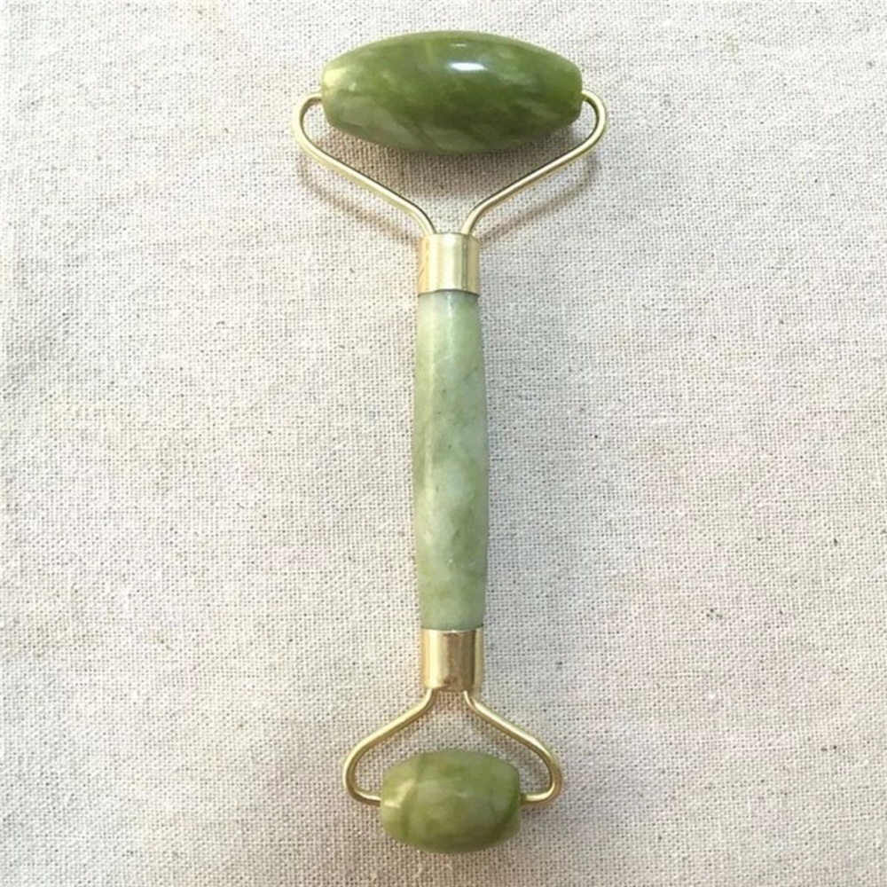 NEW Premium Jade roller for face!!